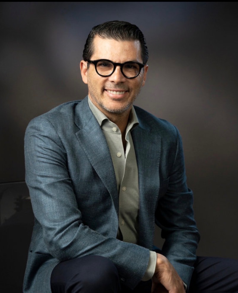 Alluring Age, LLC. - Luis Fandos, MD